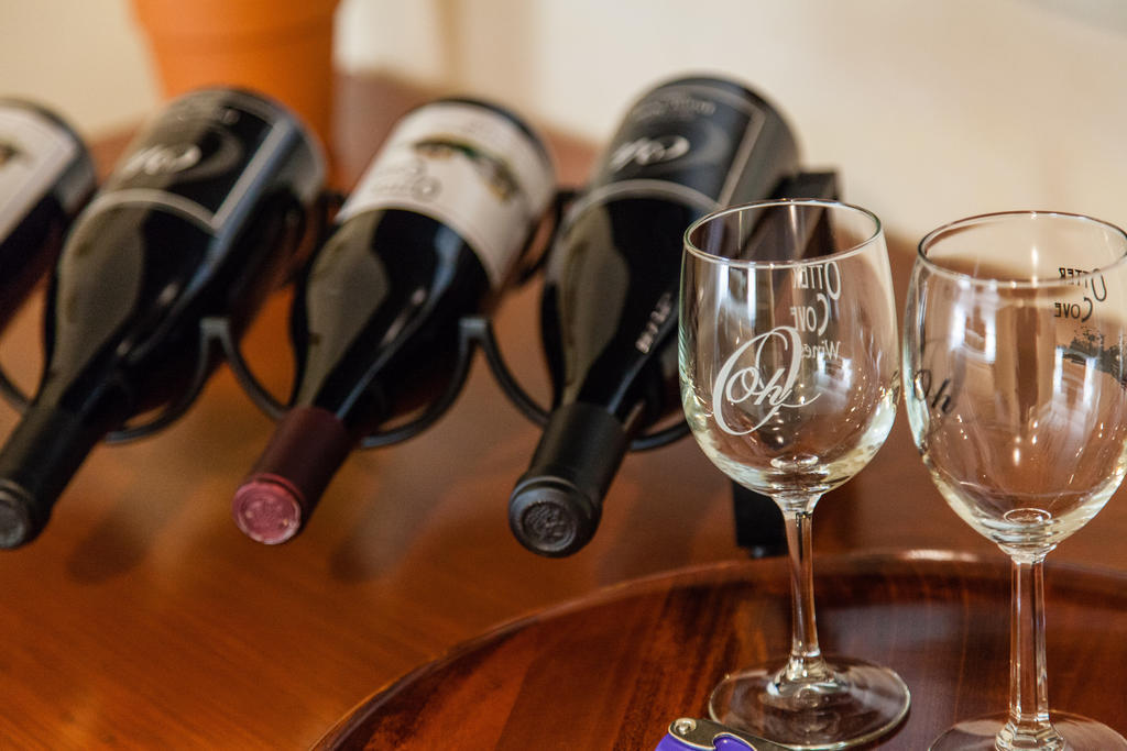 The Vendange Carmel Inn & Suites Rom bilde